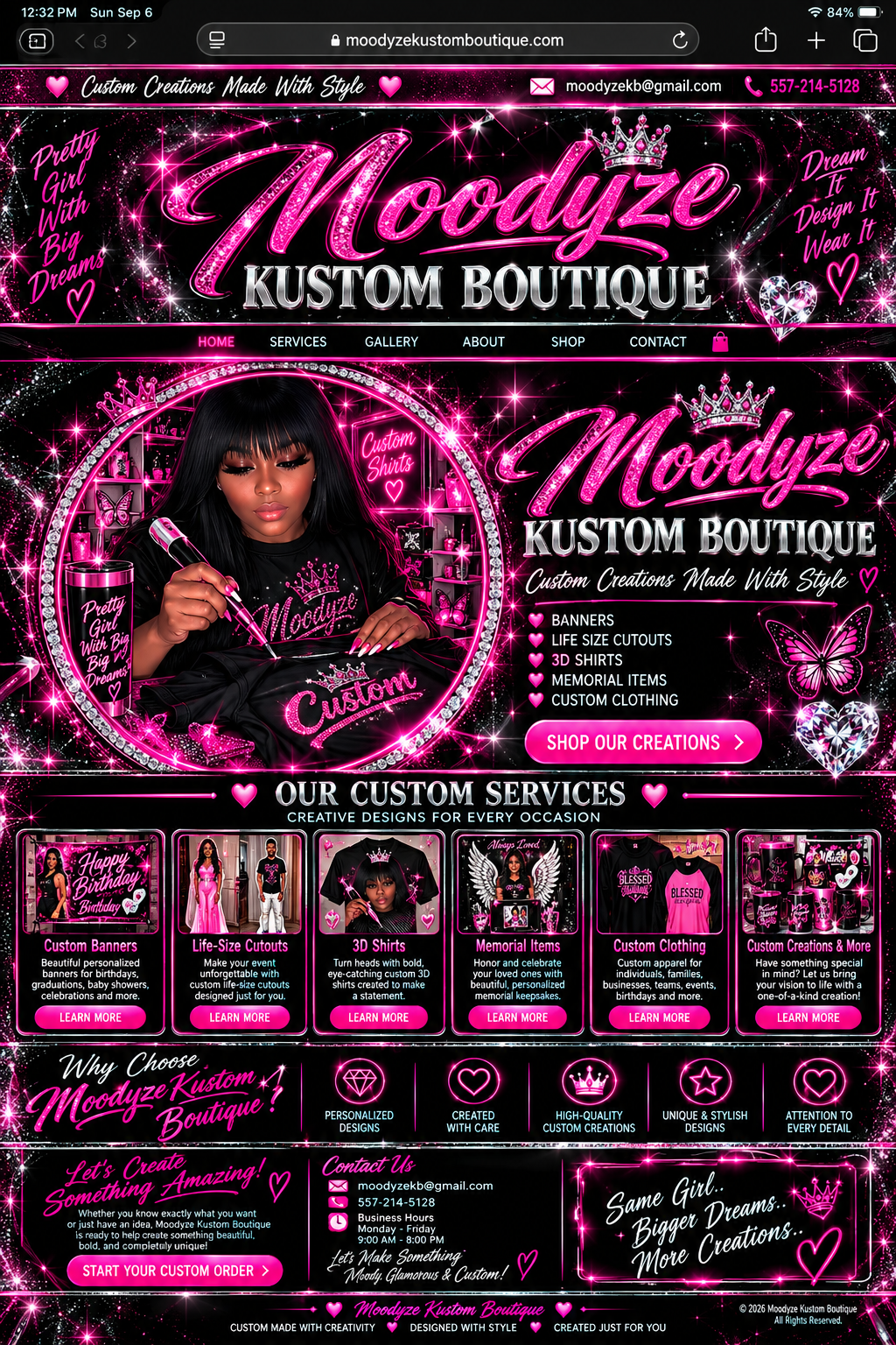 Moodyze customizing a shirt